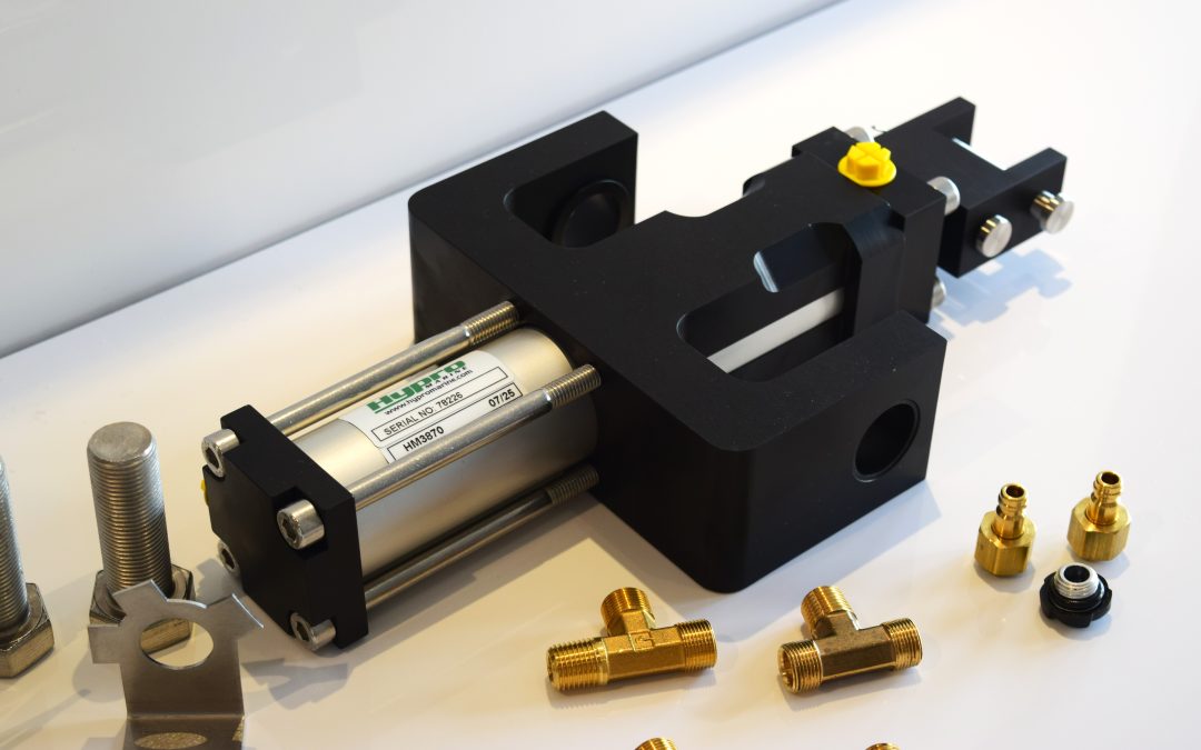 Hypro Marine presents HM3870, a direct replacement of the MerCruiser Compact Hydraulic Steering Cylinder!